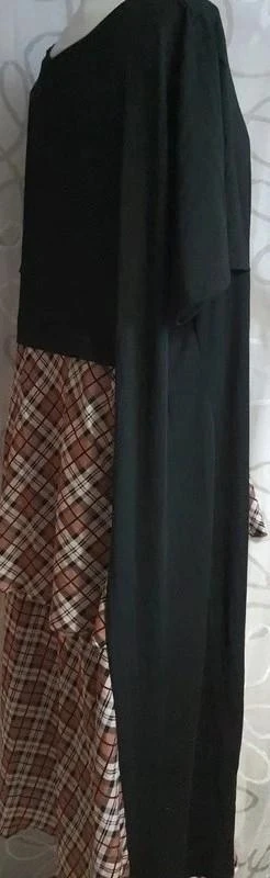 Vestido longo assimétrico preto quadriculado "MISS" 48 - 4XL – photo 7